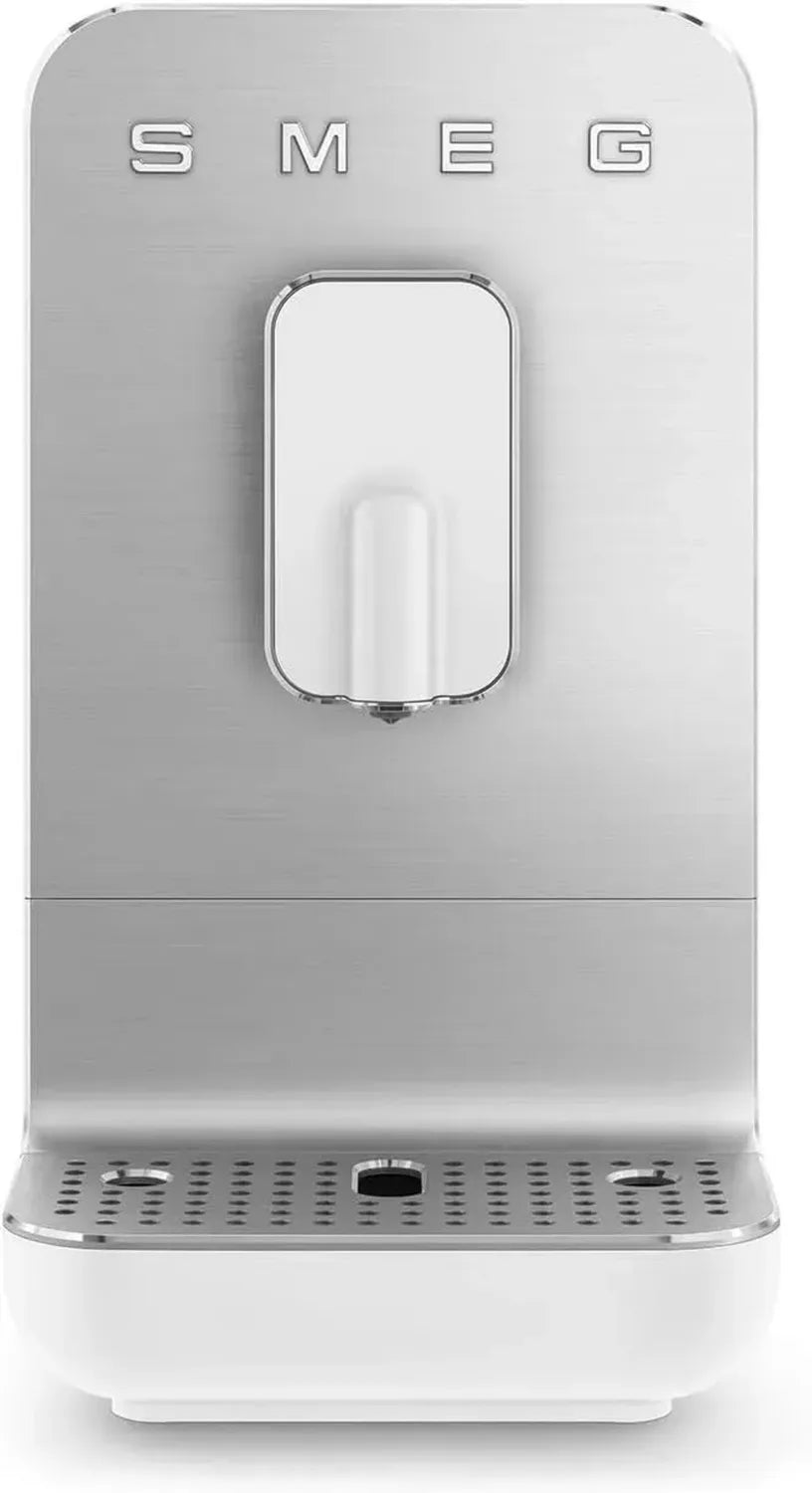 Macchina da caffè espresso automatica Smeg, con macinacaffè integrato, serbatoio 1,4L, sistema Thermoblock, 1350W, bianca